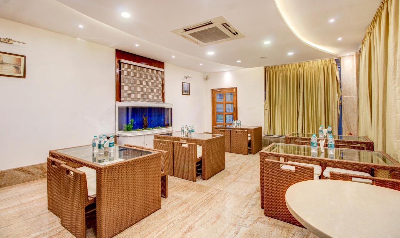 Treebo The Sai Leela Suites R T Nagar Bengaluru Zewnętrze zdjęcie