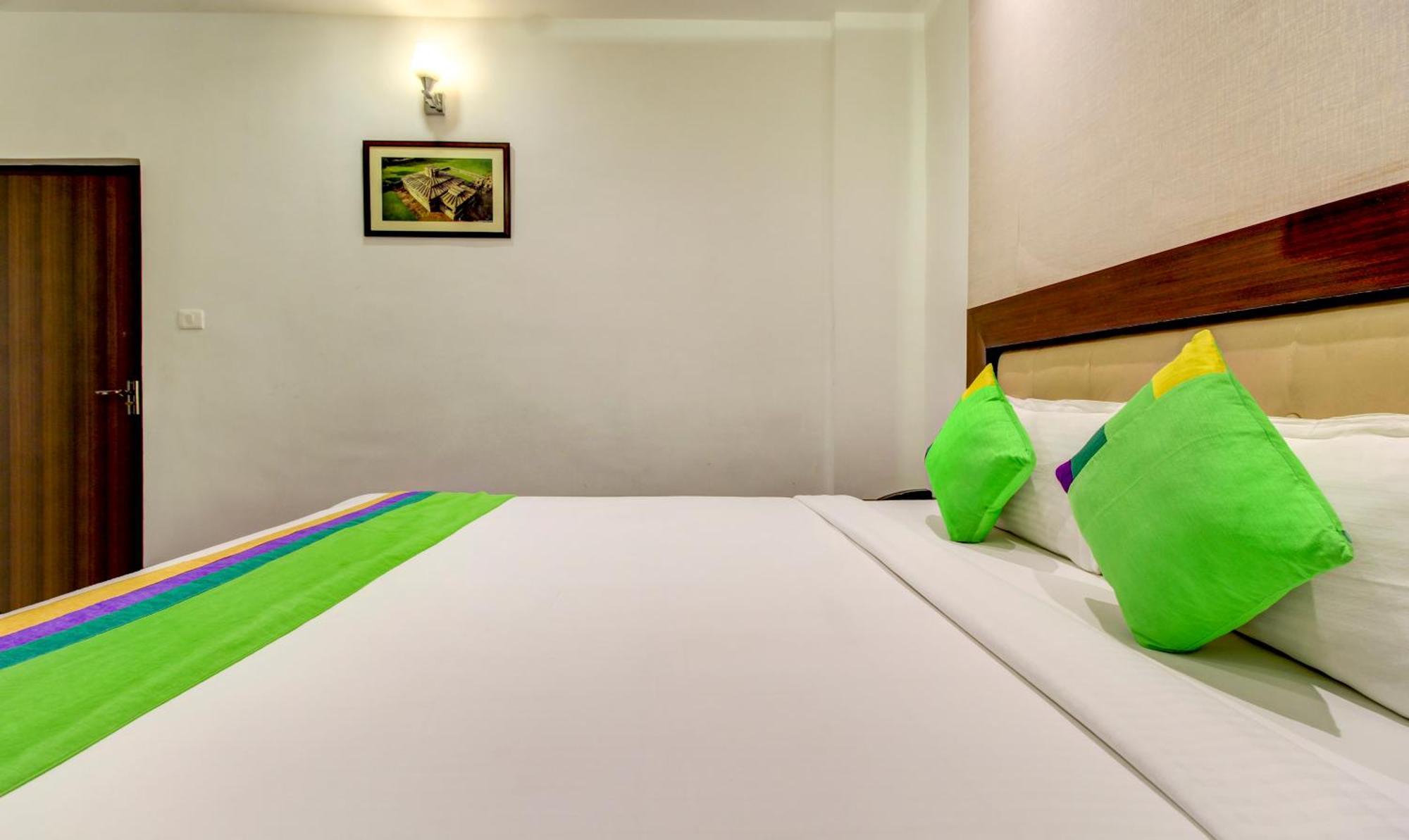 Treebo The Sai Leela Suites R T Nagar Bengaluru Zewnętrze zdjęcie